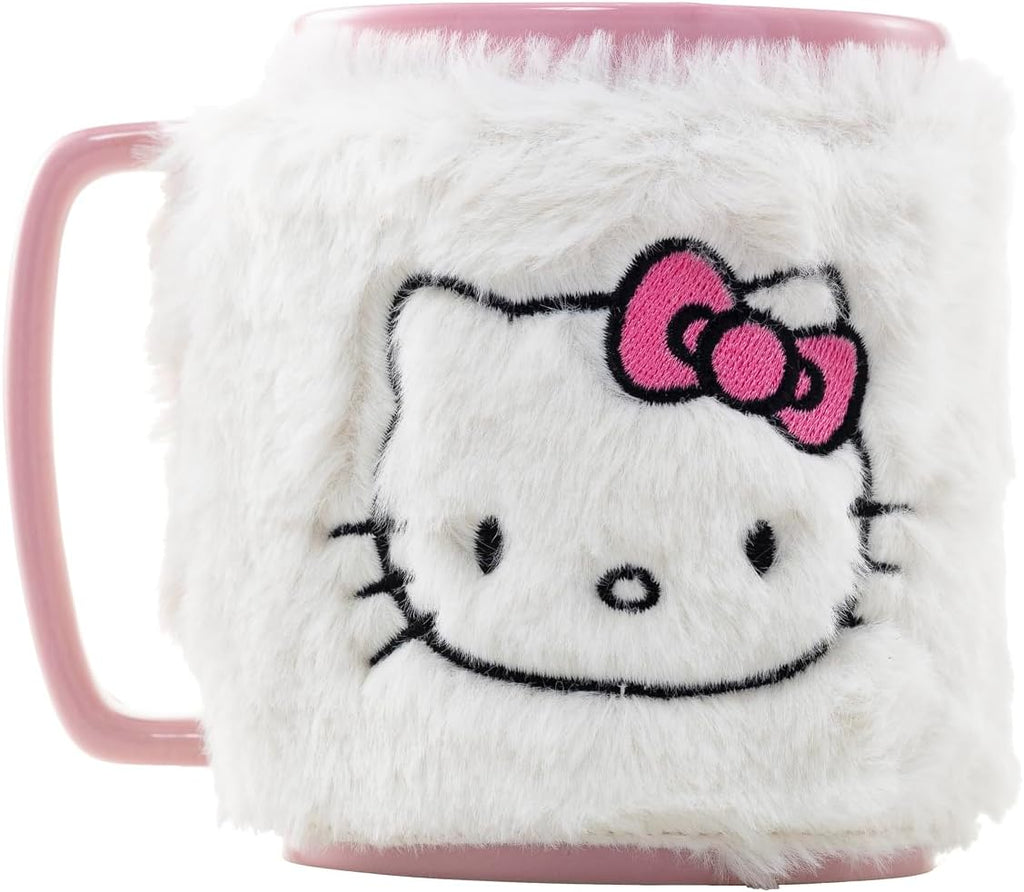 Caneca Hello Kitty com Envólucro de Peluche | 440ml